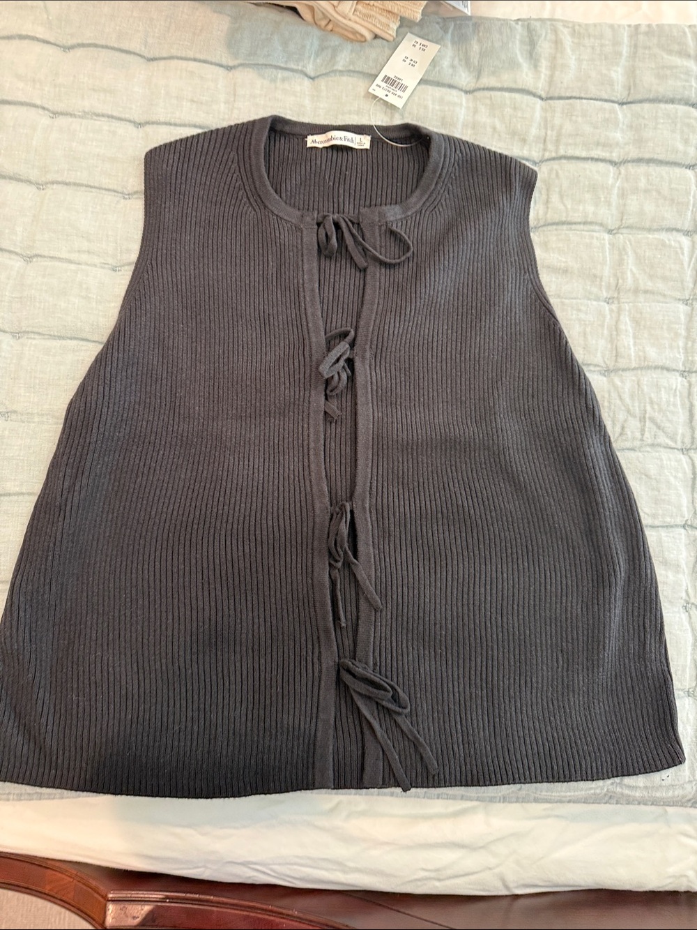 Abercrombie knit vest